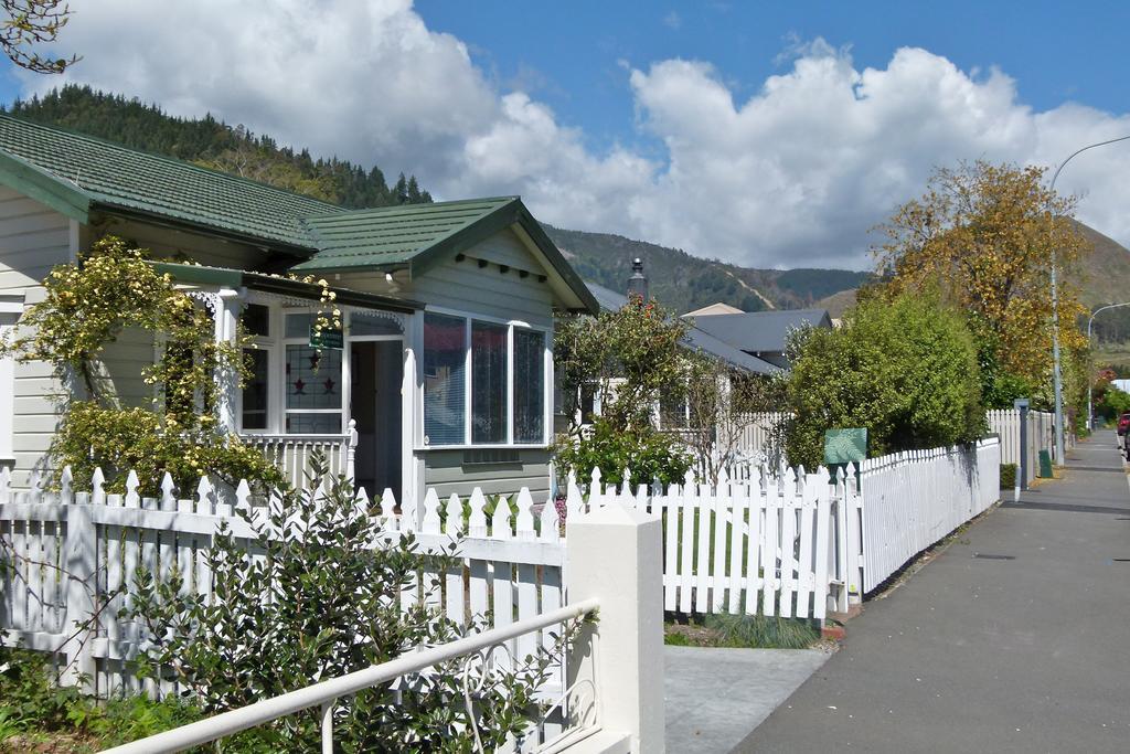 Peppertree Bed & Breakfast Nelson Exterior photo